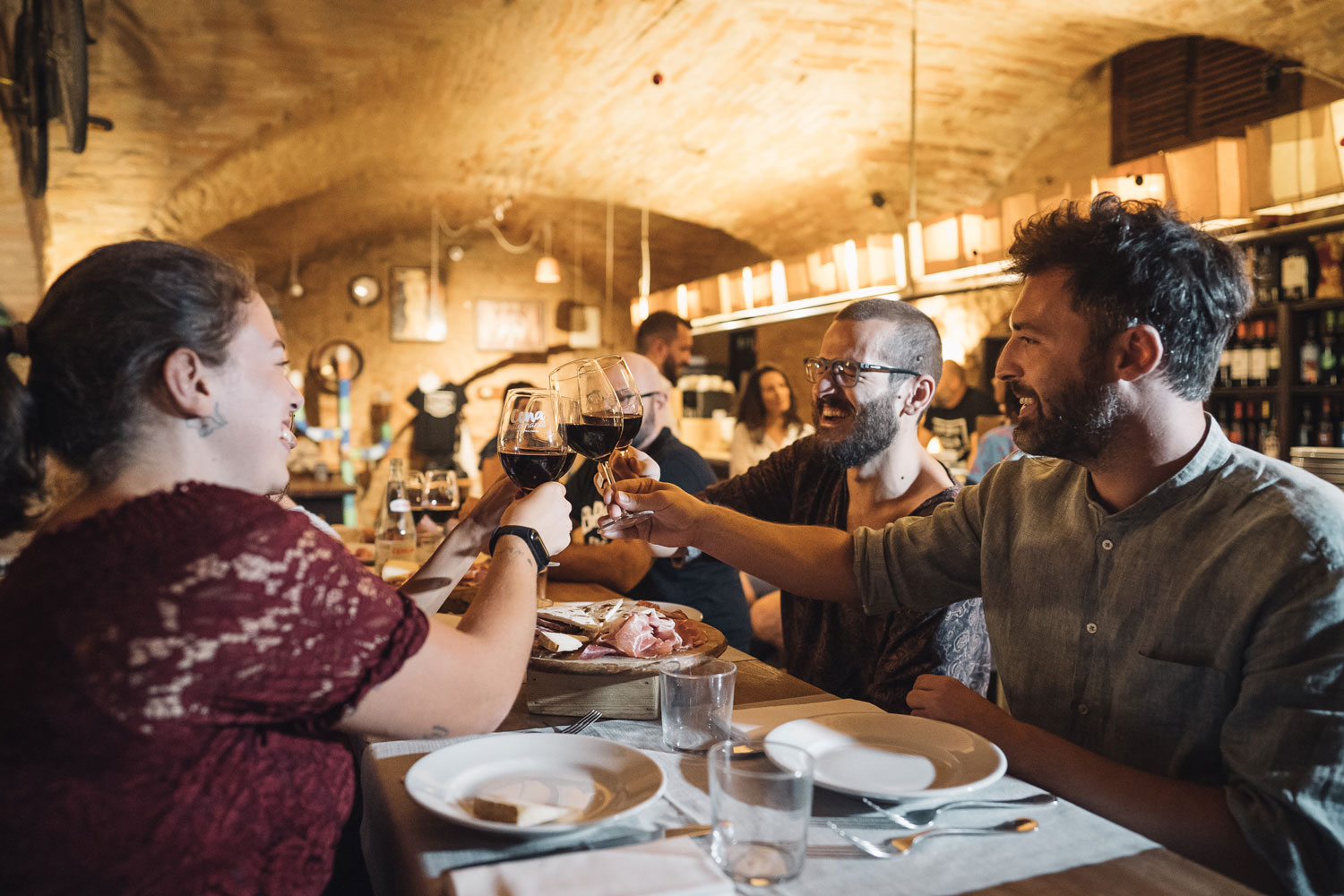 Osteria-della-Sghisa_brindisi
